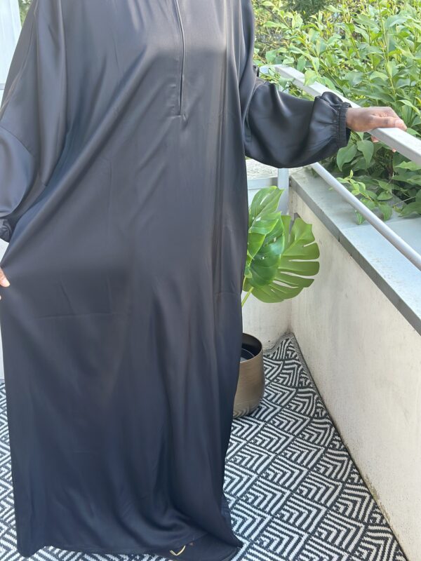 Abaya avec Zip – Image 10