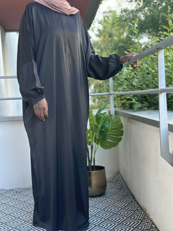 Abaya avec Zip – Image 4