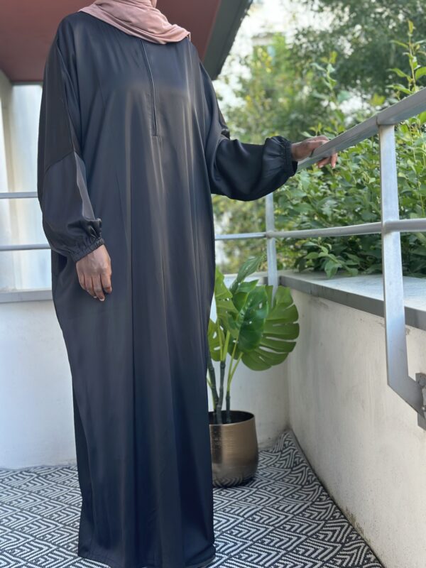 Abaya avec Zip – Image 3