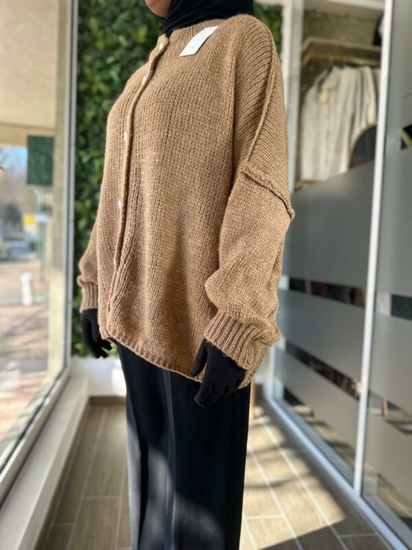 Pull gilet à bouton – Image 2
