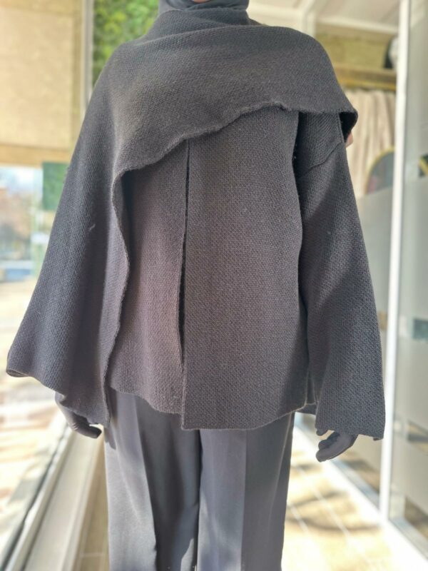 Gilet style cape – Image 6
